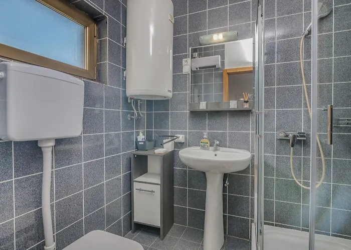 公寓 Moderna Soline Dobrinj